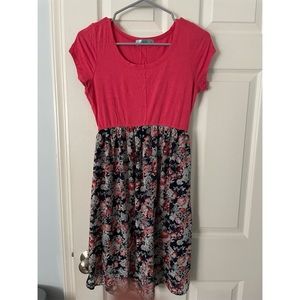 Chris & carol maternity dress